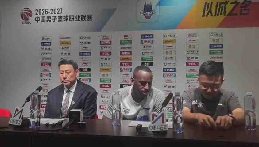 李楠：这样的比赛锻炼价值是巨大的 今后还会尝试更多的阵容搭配